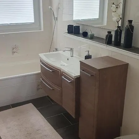 Appartementwohnung 公寓 *
