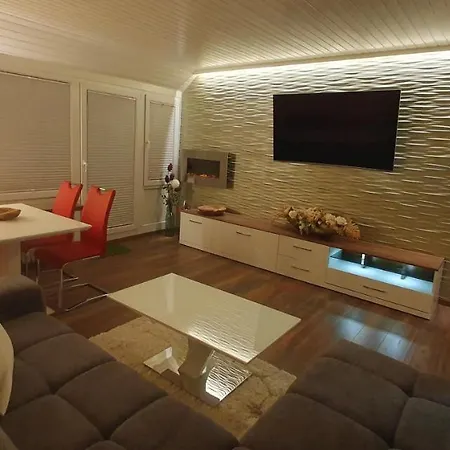 Appartementwohnung Appartamento *